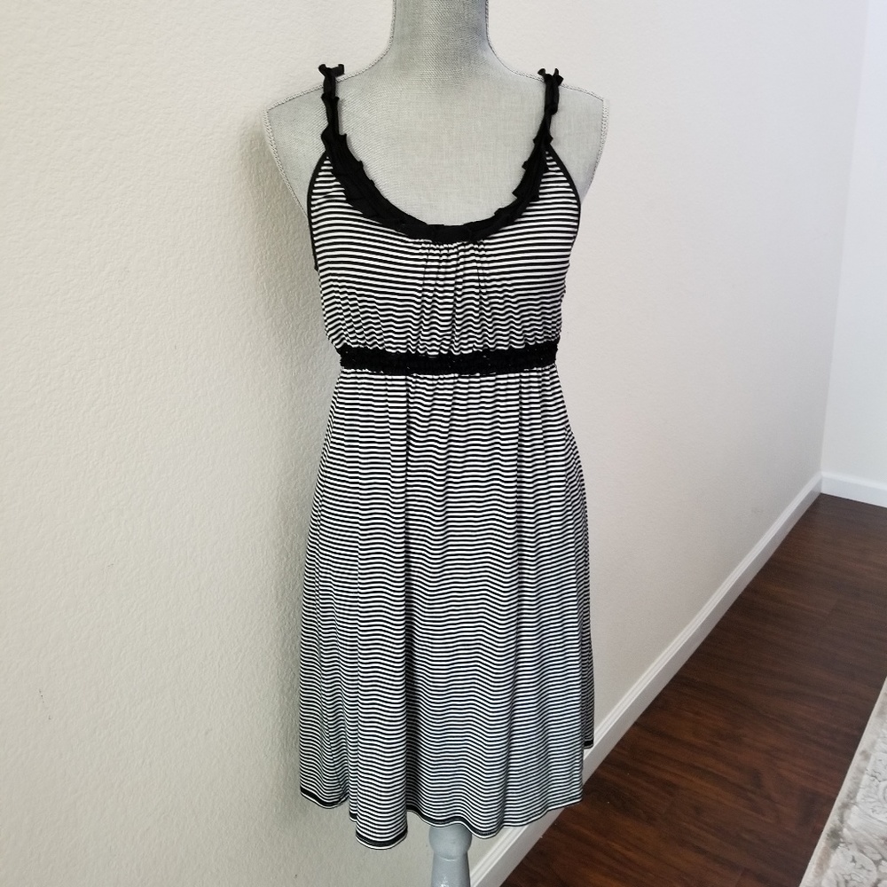 EUC Max Studio Empire Waist Dress